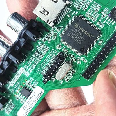 บอร์ดแม่ทีวี LCD T.HU6710.03C เปลี่ยนเครื่องควบคุมทีวี LCD T.HD8503.03C เก่า