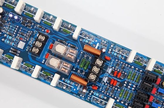 พลังงานสูง 2 ช่อง 2x1000w 24 Tube 5200 1943 โบดขยายเสียงมืออาชีพสําหรับเวที