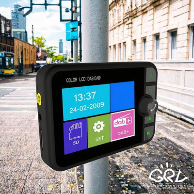 2.4 นิ้ว สี LCD DAB / DAB + เครื่องรับวิทยุ BT ไมล์สมาธิ MP3 Player FM การออกอากาศสัญญาณดิจิตอลรถยนต์ 1 ปี
